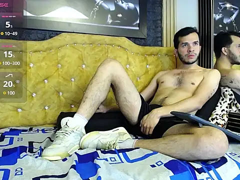 Snapshot of pether_hairy chatting on January 6, 3:21 am pether hairy online show from January 6, 3:21 am