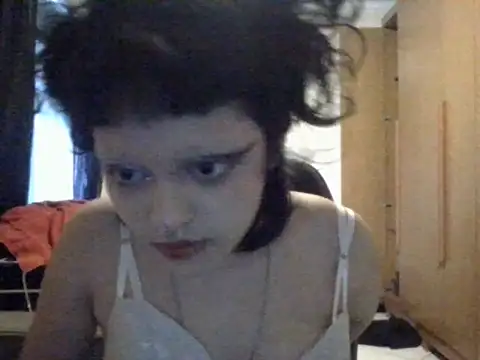 Snapshot of demonnus chatting on October 19, 8:22 pm demonnus online show from October 19, 8:22 pm
