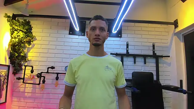 GabrielDraiven online show from December 2, 7:26 pm