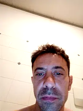 Snapshot of manumoodman1234 chatting on October 20, 10:43 pm manumoodman1234 online show from October 20, 10:43 pm
