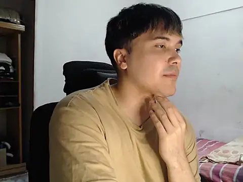 CuteAlexBoy online show from March 11, 7:19 pm