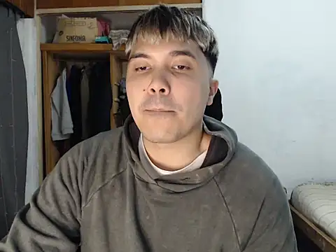 CuteAlexBoy online show from April 16, 9:04 pm