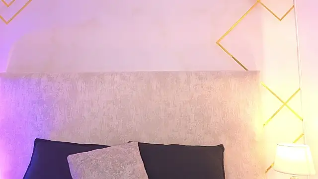 Martinaa Garcia online show from May 4, 8:33 pm
