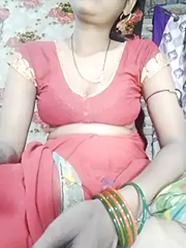 Snapshot of Hot_Lilly02 chatting on November 7, 5:12 am Hot Lilly02 online show from November 7, 5:12 am