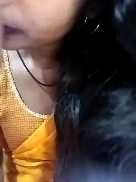 Snapshot of Hot_Lilly02 chatting on October 20, 3:52 am Hot Lilly02 online show from October 20, 3:52 am