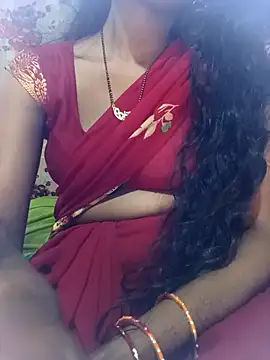 Snapshot of Hot_Lilly02 chatting on November 2, 5:45 am Hot Lilly02 online show from November 2, 5:45 am