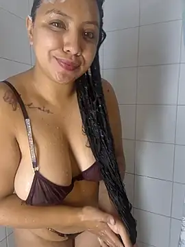 Lunaira Deep online show from November 15, 4:55 pm