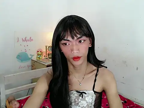 HaileyPresly online show from December 19, 11:45 am