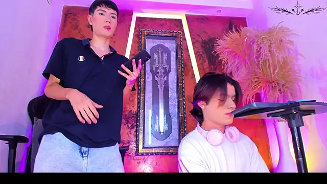 KingTokiio online show from October 18, 4:36 am