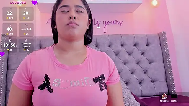 Sophiia 77 online show from January 7, 10:15 pm