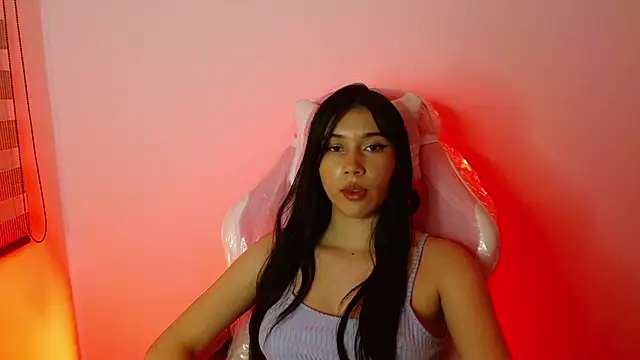 Snapshot of kathy_de chatting on October 19, 10:34 pm kathy de online show from October 19, 10:34 pm