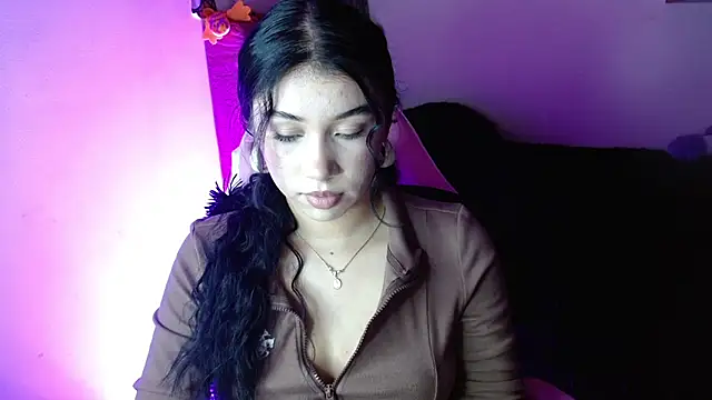 Snapshot of kathy_de chatting on June 30, 5:24 pm kathy de online show from June 30, 5:24 pm