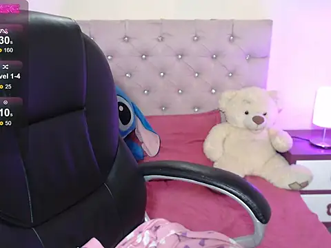 gabyy cute  online show from October 24, 4:00 am