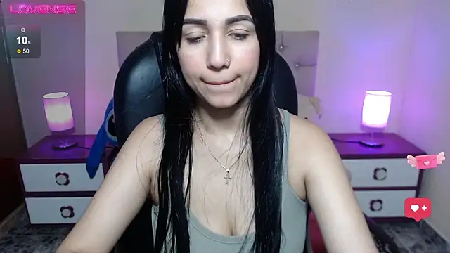 gabyy cute  online show from December 2, 9:27 pm