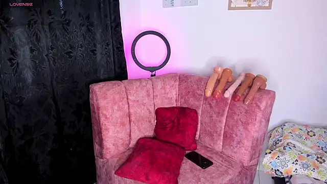 lanasin  online show from January 15, 8:01 pm