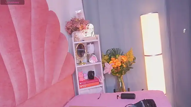 ElodieRousse  online show from February 23, 2:02 am