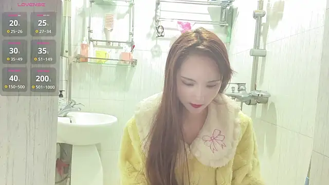 Momo-999 online show from October 25, 2:50 pm