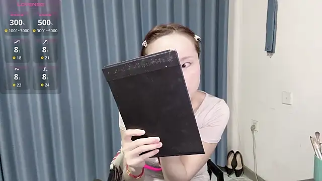 Momo-999 online show from October 22, 5:40 am