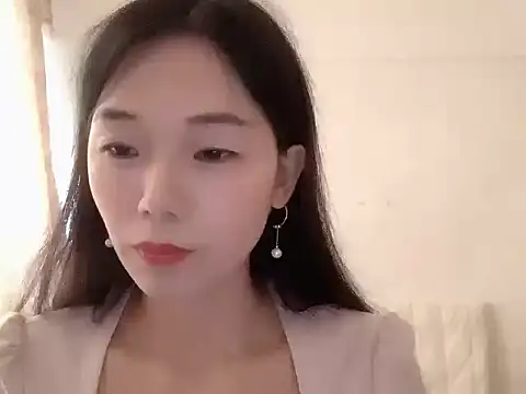 Snapshot of Keke-Baby170 chatting on October 24, 6:45 am Keke-Baby170 online show from October 24, 6:45 am
