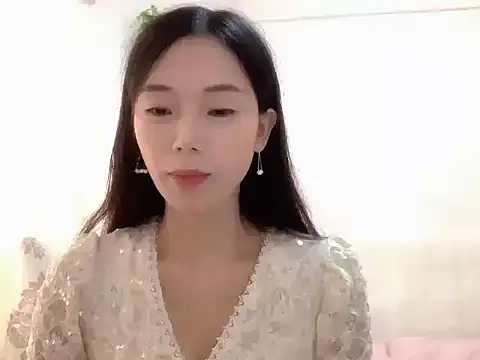 Snapshot of Keke-Baby170 chatting on October 26, 7:20 am Keke-Baby170 online show from October 26, 7:20 am