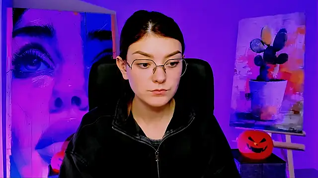 AnaSteisher online show from October 28, 1:21 pm