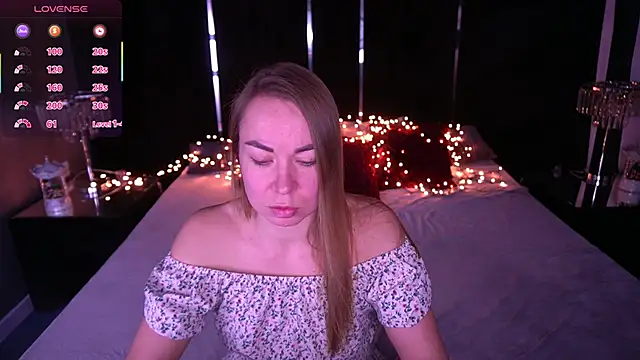 VixenMuse online show from February 11, 9:36 pm