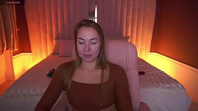 VixenMuse online show from October 30, 8:39 pm