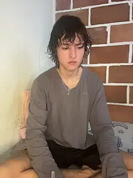 JoelnClouds online show from April 13, 6:34 pm