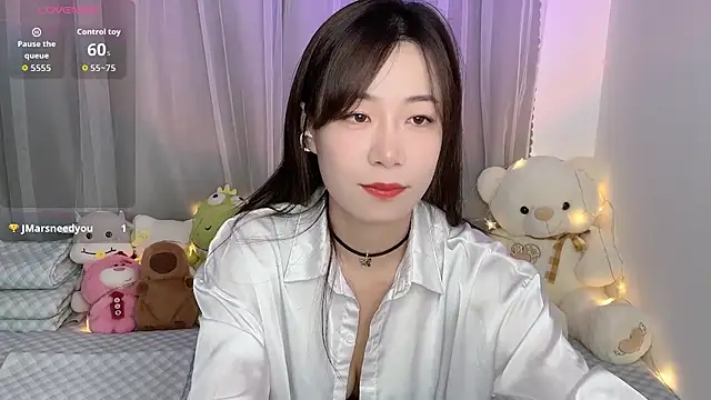 Snapshot of April_2025 chatting on November 3, 12:27 am April 2025 online show from November 3, 12:27 am