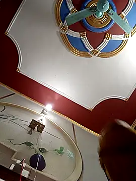 Vanshika1432 online show from October 25, 5:35 pm