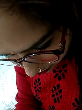 Vanshika1432 online show from November 25, 8:14 am