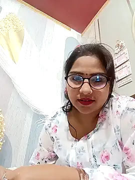 Vanshika1432 online show from November 6, 5:00 am