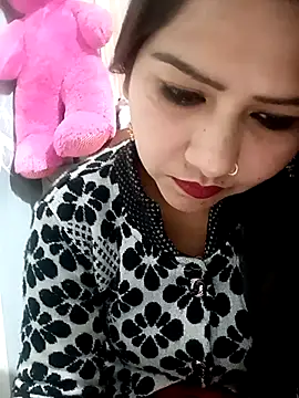 Vanshika1432 online show from January 11, 6:09 am