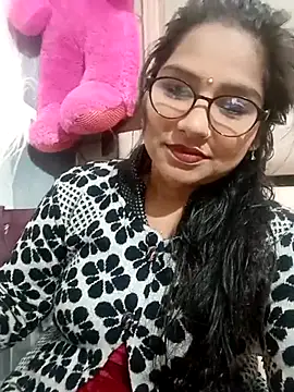 Vanshika1432 online show from November 27, 3:51 am