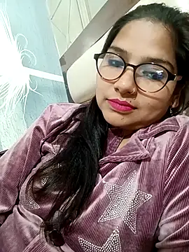 Vanshika1432 online show from November 21, 12:59 pm