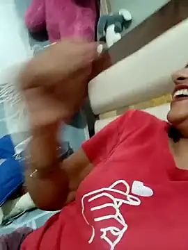 Vanshika1432 online show from November 13, 7:29 pm