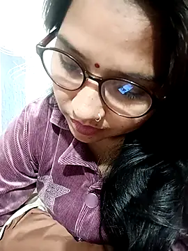 Vanshika1432 online show from November 22, 1:04 am