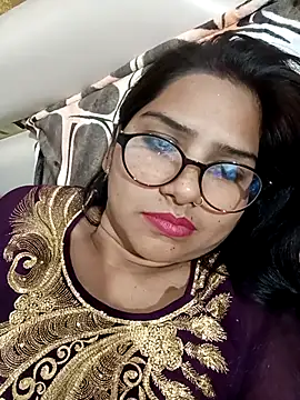 Vanshika1432 online show from November 10, 4:23 pm