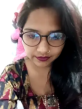 Vanshika1432 online show from October 18, 1:57 pm