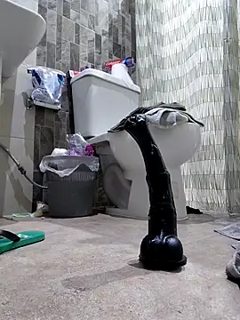 titi23557 online show from March 5, 5:15 am