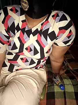 Priyanka-Khan online show from June 15, 3:51 am