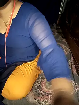 Priyanka-Khan online show from May 21, 3:53 pm