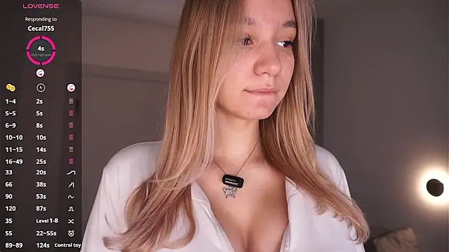 BrynnHolverson online show from March 9, 8:01 pm