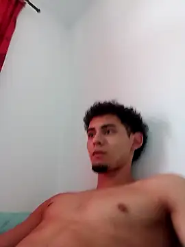 Snapshot of jose_2020A chatting on October 16, 4:48 pm jose 2020A online show from October 16, 4:48 pm