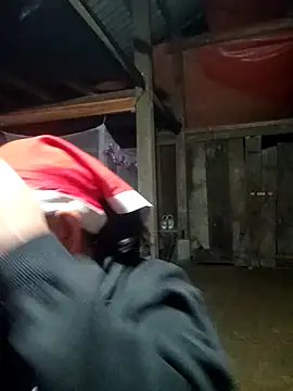 nui-show online show from December 3, 10:20 pm