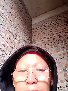 nui-show online show from December 17, 1:54 am