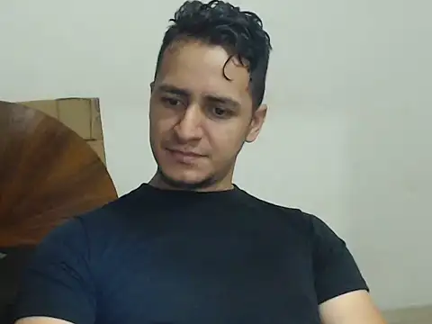 Snapshot of DarkTheKing chatting on October 18, 4:36 am DarkTheKing online show from October 18, 4:36 am