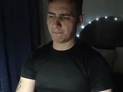 Snapshot of DarkTheKing chatting on November 28, 4:56 am DarkTheKing online show from November 28, 4:56 am