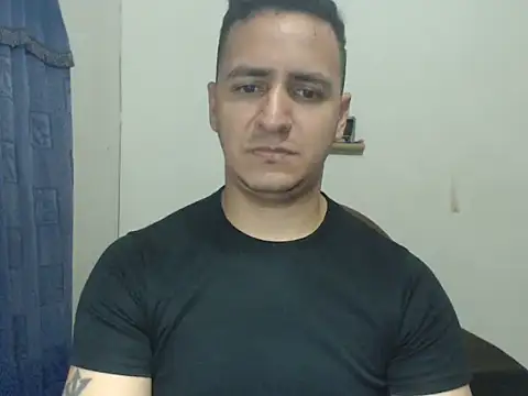 Snapshot of DarkTheKing chatting on November 19, 7:08 am DarkTheKing online show from November 19, 7:08 am