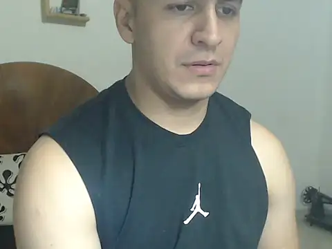 Snapshot of DarkTheKing chatting on November 11, 5:35 am DarkTheKing online show from November 11, 5:35 am